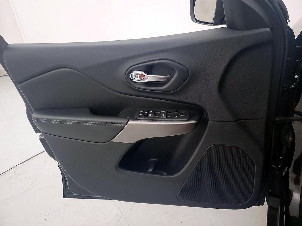 used 2019 Jeep Cherokee car, priced at $16,998