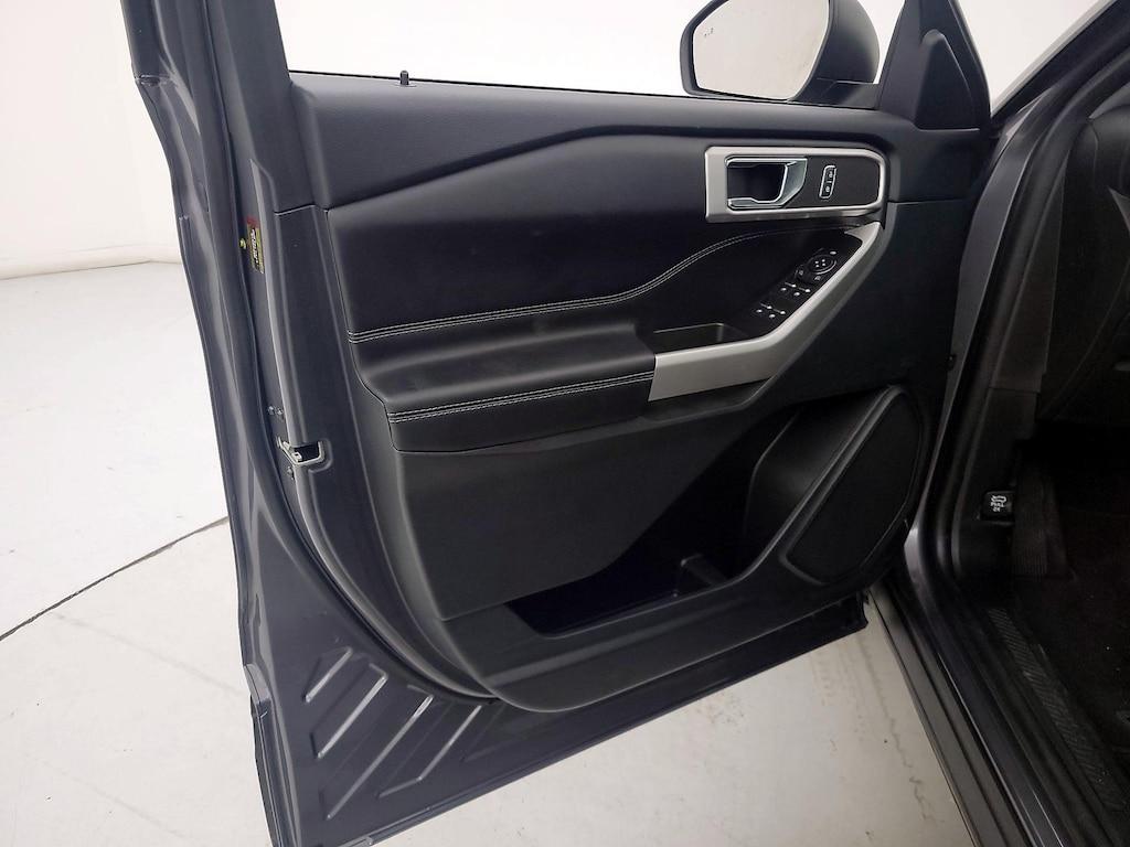 used 2022 Ford Explorer car, priced at $30,998