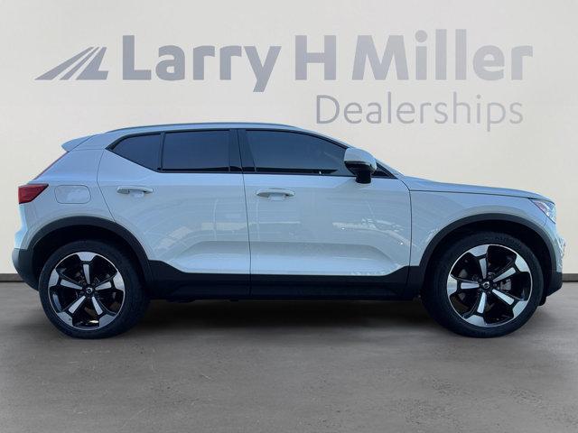 used 2020 Volvo XC40 car, priced at $25,319