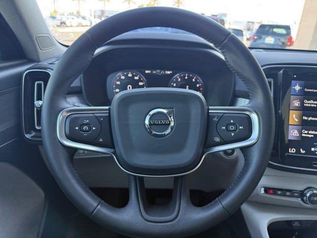 used 2020 Volvo XC40 car, priced at $25,319