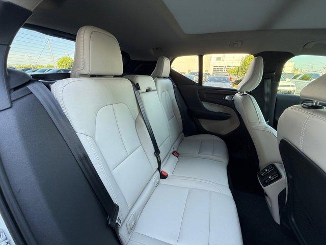 used 2020 Volvo XC40 car, priced at $25,319