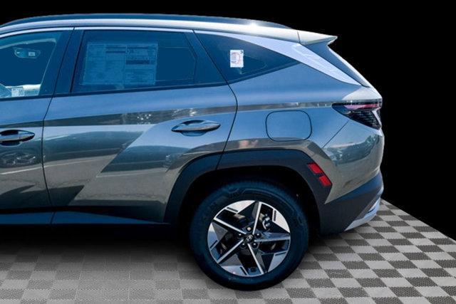 new 2025 Hyundai Tucson Hybrid car, priced at $37,995