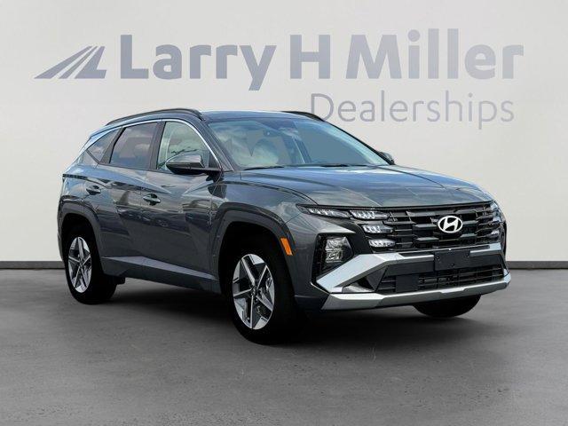 new 2025 Hyundai TUCSON Hybrid car, priced at $36,572