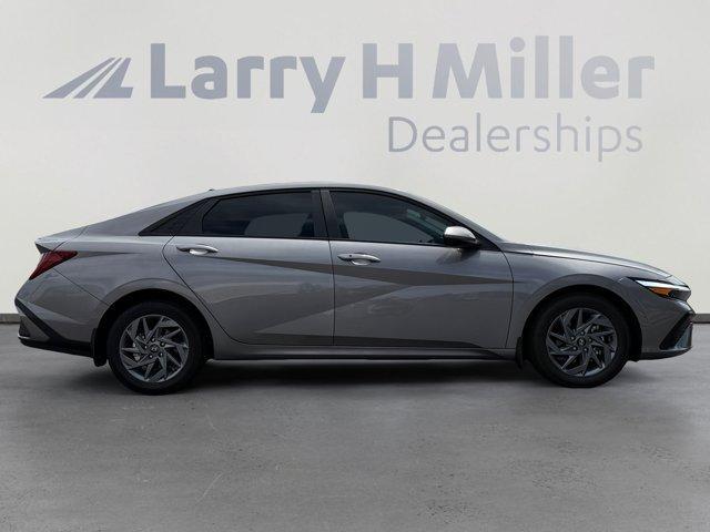 used 2024 Hyundai ELANTRA HEV car, priced at $20,644