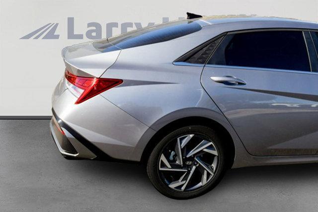 new 2025 Hyundai Elantra car, priced at $25,640