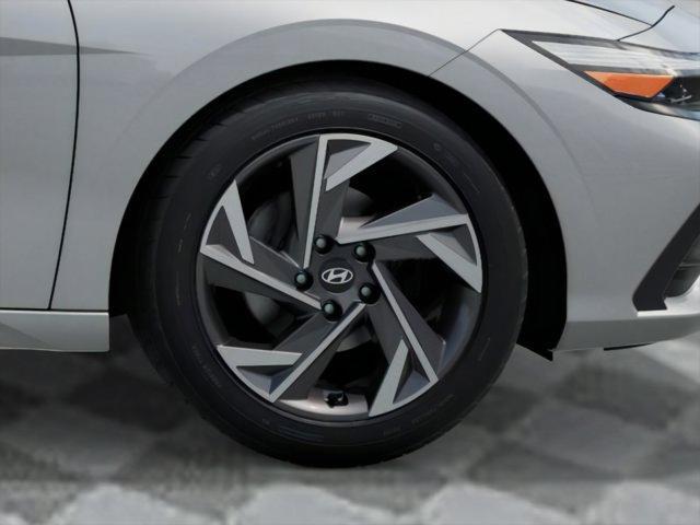 new 2025 Hyundai Elantra car, priced at $23,093