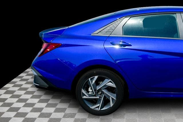 new 2025 Hyundai Elantra car, priced at $23,084