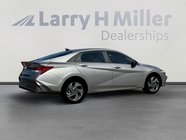 new 2025 Hyundai ELANTRA HEV car, priced at $27,133