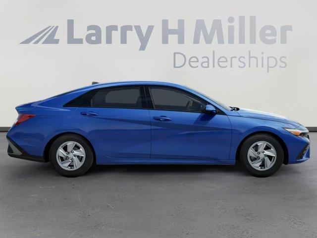 new 2025 Hyundai Elantra car, priced at $22,237