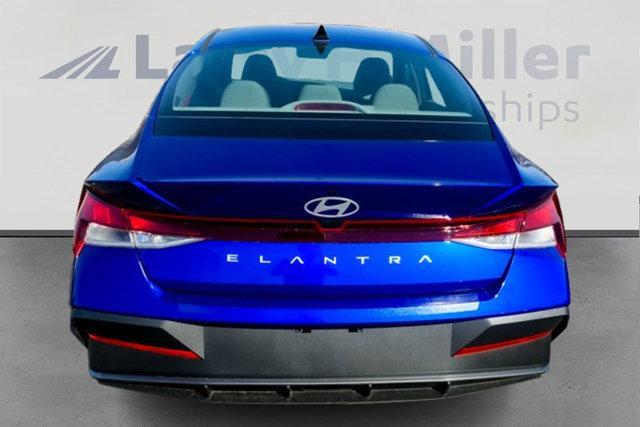 new 2025 Hyundai Elantra car, priced at $22,264