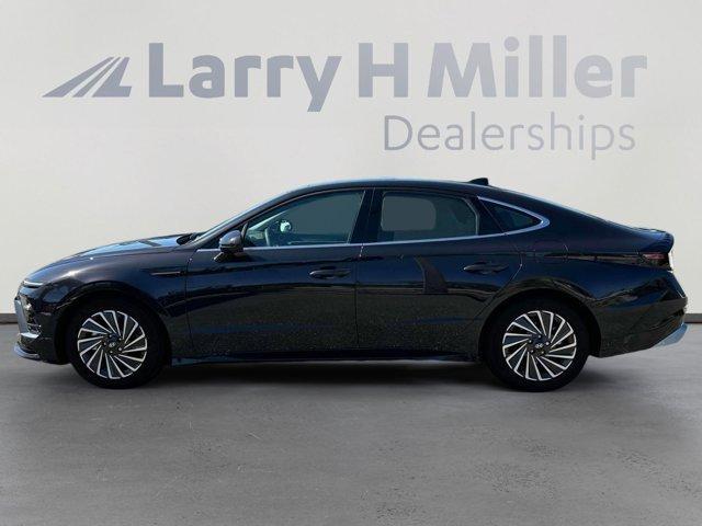 new 2025 Hyundai Sonata Hybrid car, priced at $37,818