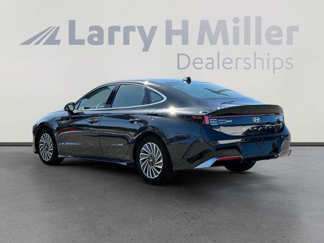 new 2025 Hyundai Sonata Hybrid car, priced at $37,818