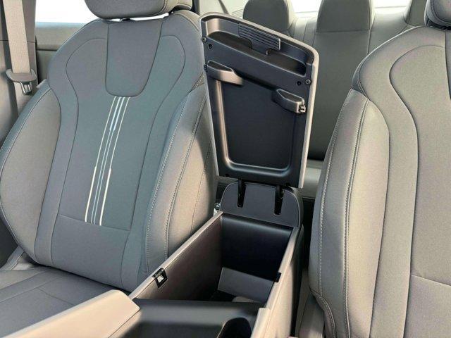 new 2025 Hyundai Elantra car, priced at $23,202