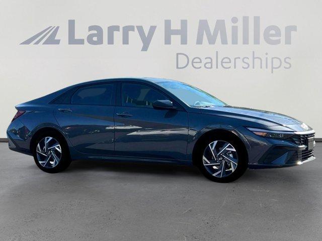 new 2025 Hyundai Elantra car, priced at $23,202