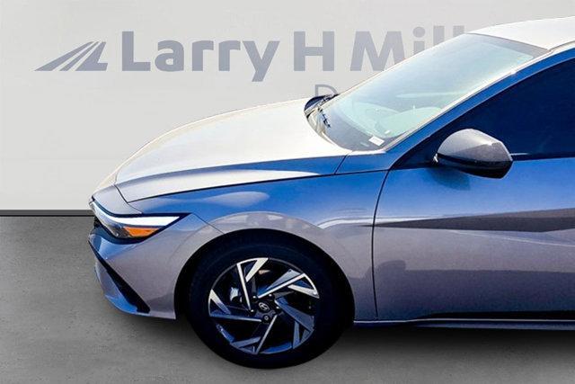 new 2025 Hyundai Elantra car, priced at $23,132