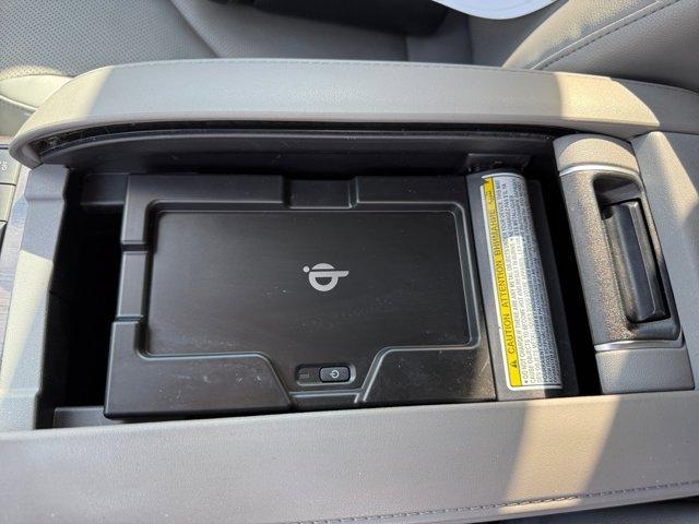 used 2022 Toyota Highlander car, priced at $40,556