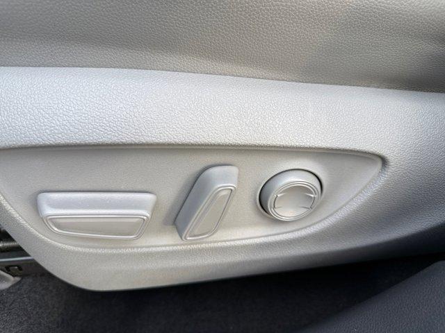 used 2022 Toyota Highlander car, priced at $40,556