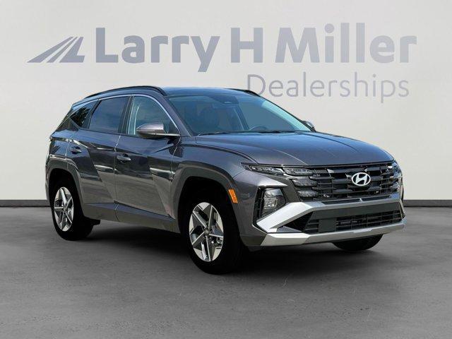 new 2025 Hyundai TUCSON Hybrid car, priced at $36,316