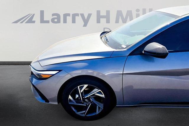 new 2025 Hyundai Elantra car, priced at $23,132