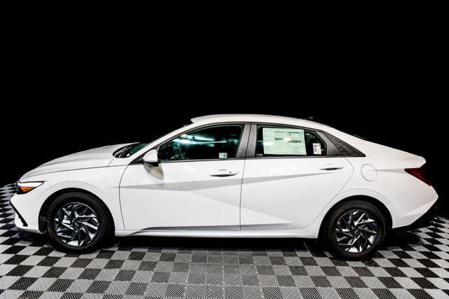 new 2024 Hyundai Elantra car, priced at $22,773