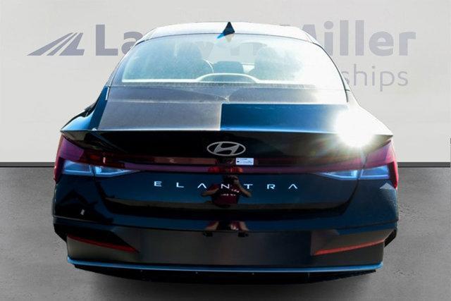 new 2025 Hyundai Elantra car, priced at $25,527