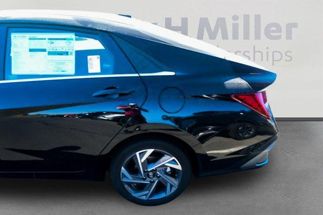 new 2025 Hyundai Elantra car, priced at $25,527