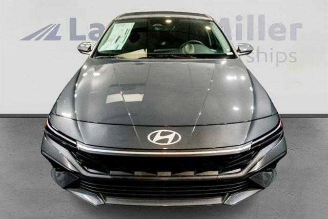 new 2025 Hyundai Elantra HEV car, priced at $28,720