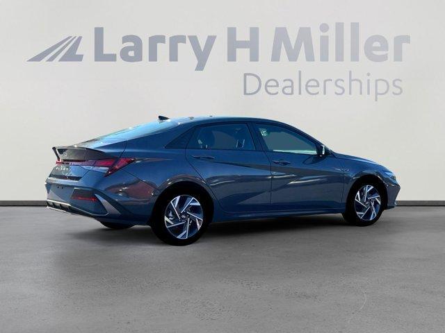 new 2025 Hyundai Elantra car, priced at $23,202