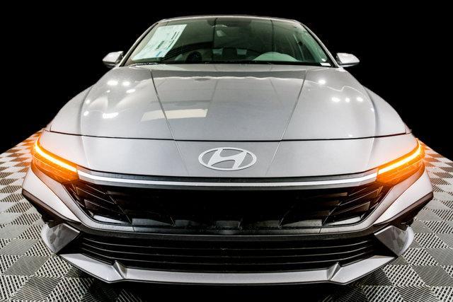 new 2025 Hyundai Elantra car, priced at $22,260