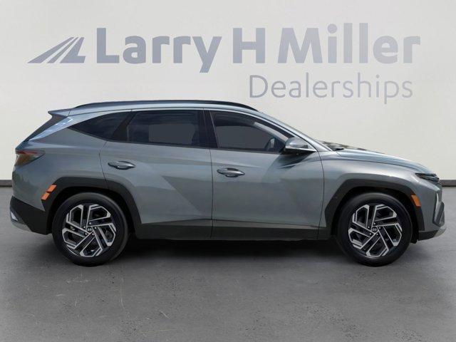 new 2025 Hyundai TUCSON Hybrid car, priced at $41,171