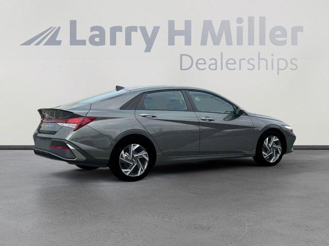 new 2025 Hyundai Elantra car, priced at $23,104