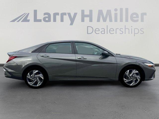 new 2025 Hyundai Elantra car, priced at $23,104