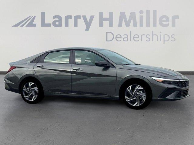 new 2025 Hyundai Elantra car, priced at $23,104