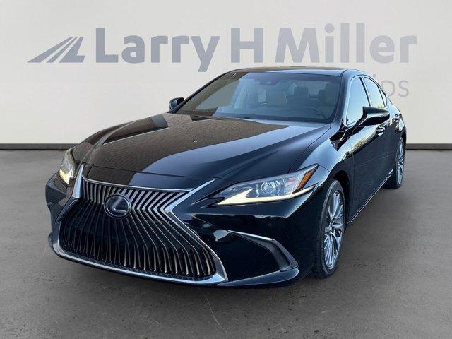 used 2020 Lexus ES 300h car, priced at $27,640