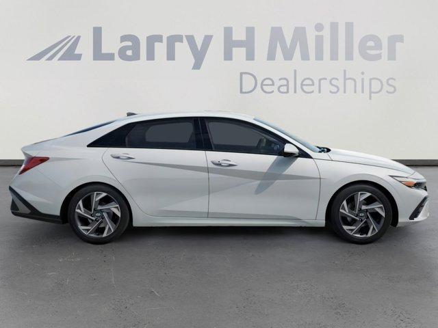 new 2025 Hyundai Elantra car, priced at $26,112