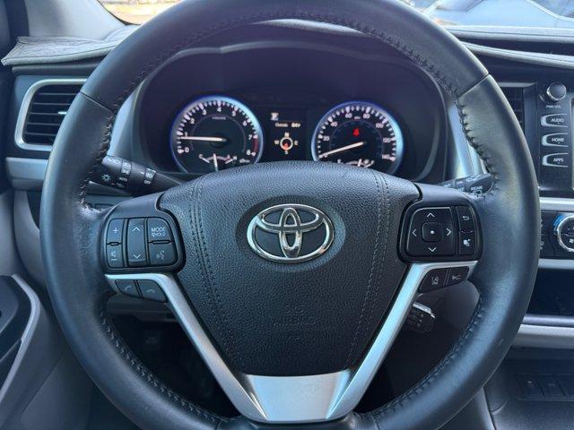 used 2017 Toyota Highlander car, priced at $23,465