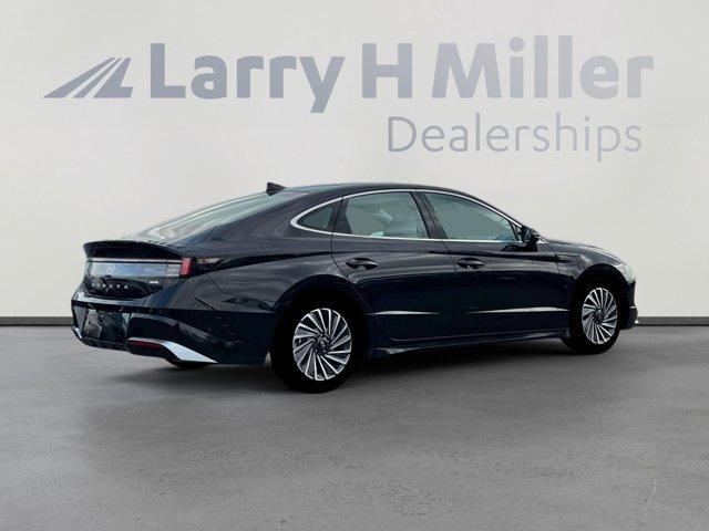 new 2025 Hyundai Sonata Hybrid car, priced at $38,342