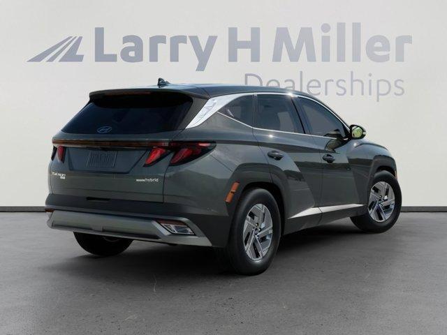 new 2026 Hyundai TUCSON Hybrid car, priced at $30,710