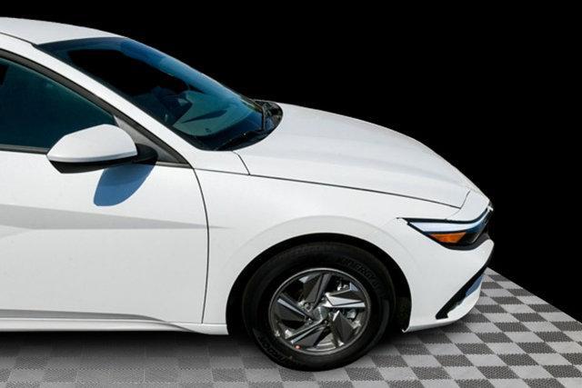 new 2025 Hyundai Elantra car, priced at $22,604