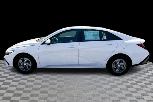 new 2025 Hyundai Elantra car, priced at $22,604