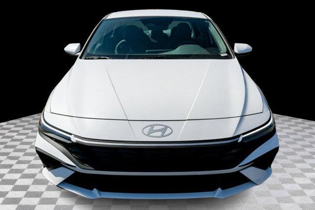 new 2025 Hyundai Elantra car, priced at $22,604