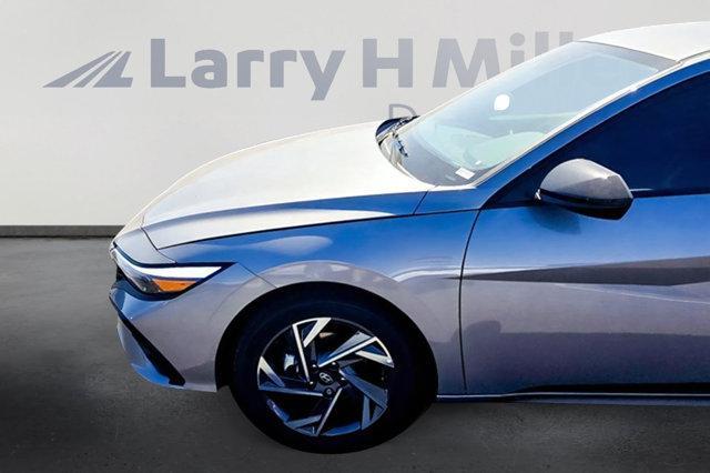 new 2025 Hyundai Elantra car, priced at $23,113