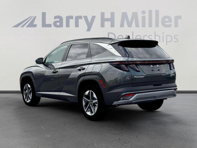 new 2025 Hyundai TUCSON Hybrid car, priced at $36,438