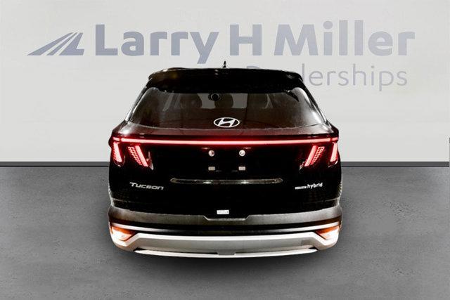 new 2025 Hyundai TUCSON Hybrid car, priced at $37,054