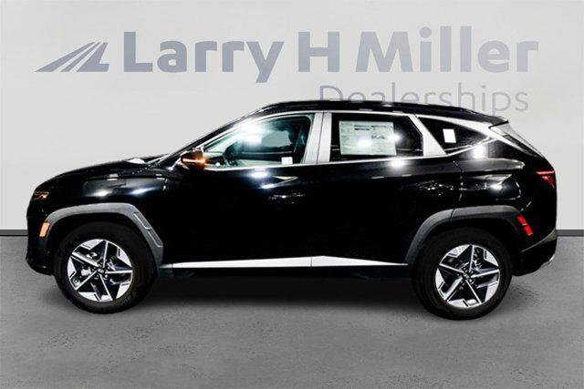 new 2025 Hyundai TUCSON Hybrid car, priced at $37,054