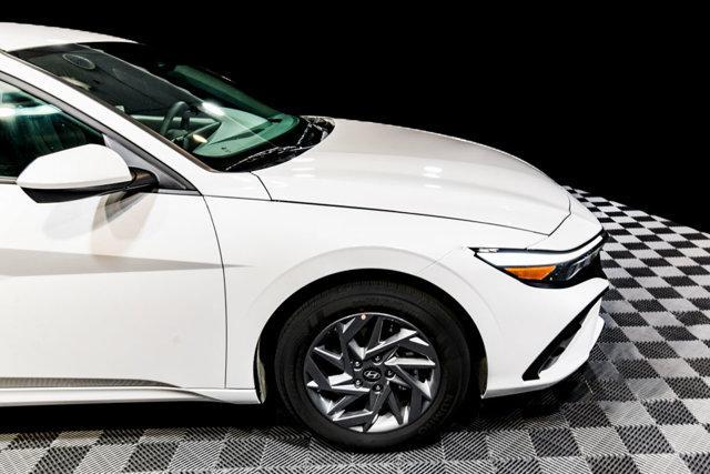 new 2024 Hyundai Elantra car, priced at $22,156