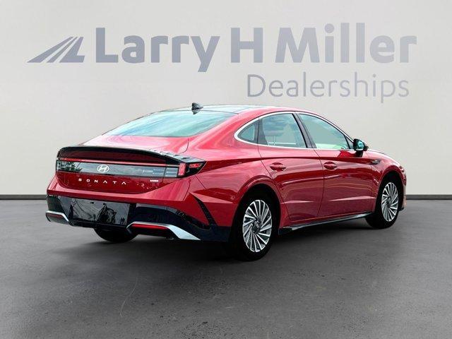 new 2025 Hyundai Sonata Hybrid car, priced at $38,553