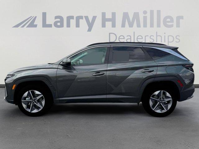 new 2025 Hyundai TUCSON Hybrid car, priced at $36,314