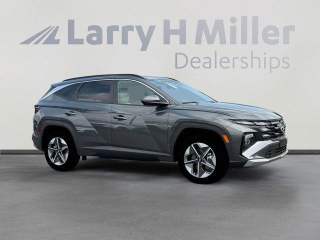 new 2025 Hyundai TUCSON Hybrid car, priced at $36,314