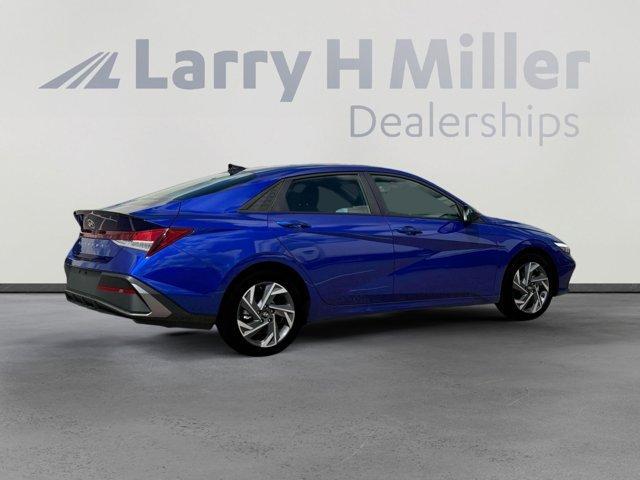 new 2025 Hyundai Elantra car, priced at $23,139